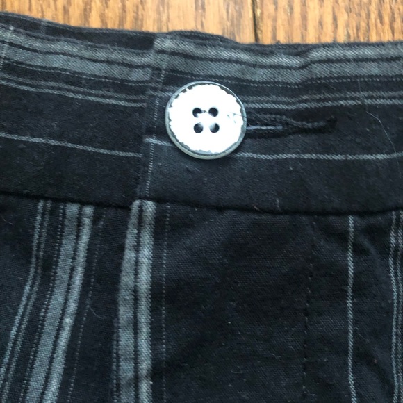 Hurley plaid shorts - Picture 4 of 10